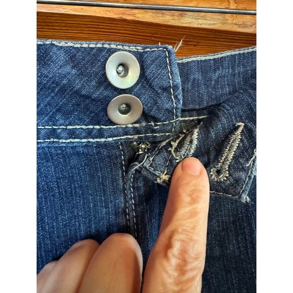 Muah‎ Distressed Jean Skirt Size 14 - Picture 4 of 7